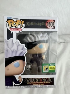 SATORU GOJO (Jujutsu Kaisen) 2024 SDCC FUNKO POP! PEGATINA OFICIAL CON! - Imagen 1 de 2