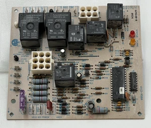 1012-958A, 624640-0 0934, 1012-83-9582A FURNACE CONTROL CIRCUIT BOARD - Picture 1 of 8
