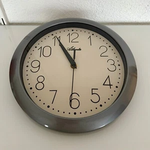 ATLANTA Quarz runde Wanduhr, silberfarben, grau - 4003 SET - Bild 1 von 2