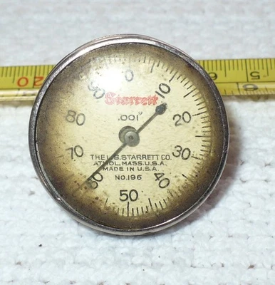 Vintage Collectible Starrett No. 196 Dial Indicator Patent Nbrs Engraved on Back Foto 1 de 4