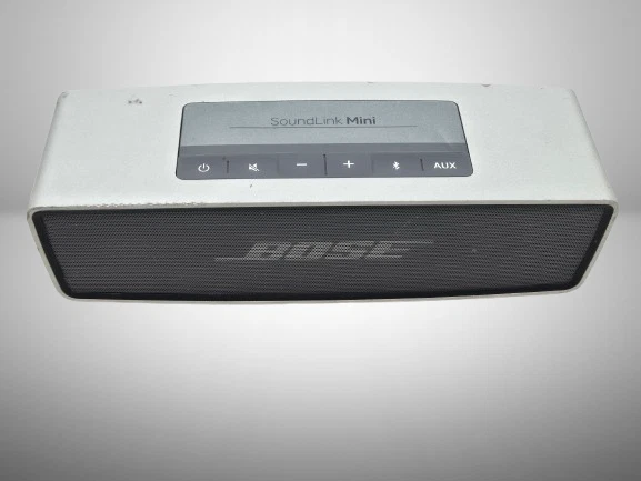 Bose SoundLink Mini Bluetooth Portable Speaker FOR PARTS FAST FREE SHIPPING b - Image 1 of 4
