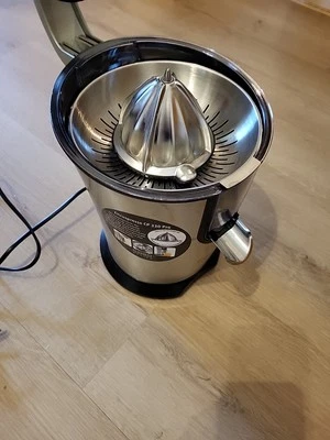 Saftpresse Entsafter Profigerät - Bild 1 von 4