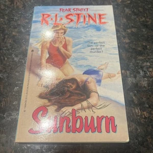 R. L. Stine ︱Fear Street ︱ 1993 ︱Sunburn︱Paperback Book - Picture 1 of 6