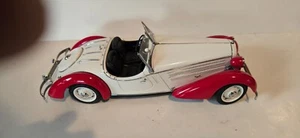 CMC Audi Front 225 Roadster 1935 Vintage Luxury Model Car 1/18 Scale Diecast - Picture 1 of 6