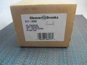 Cleaver Brooks 817-2098 Oil Pressure Sensor NEW! P7730A1001 - Picture 1 of 3