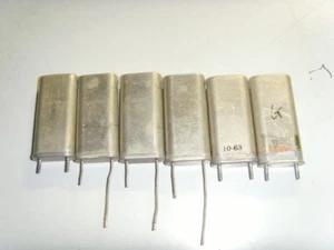 24KHz 24.9835KHz 24.9885KHz 25.0110KHz 49.340KHz Quartz Crystal - Picture 1 of 1