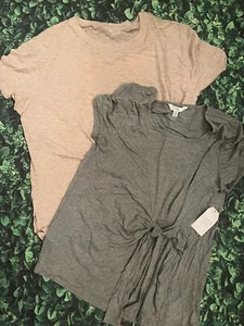 TIME AND TRU WOMENS LOT OF 2 SHORT SLEEVE SHIRTS GRAY & TAUPE SIZE L (12-14) - Picture 1 of 1