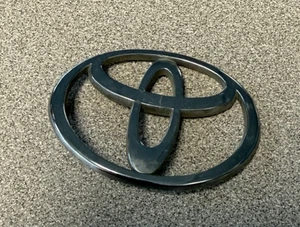 TOYOTA Logo Emblem Chrome 7952 USED OEM - Bild 1 von 6