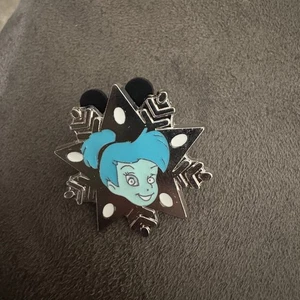 Tinker Bell - Snowflake Collection Disney Pin - Picture 1 of 2