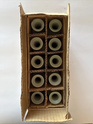 "Lote de 10 jarrones esmerilados verde salvia jaspe madera cuña imitación Avon 5,5"" de alto" Foto 1 de 4