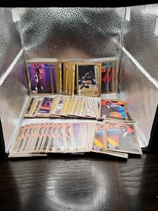Huge Skybox 1990-91 Lot Basketball Rc 74 Cards NBA - Picture 1 of 2