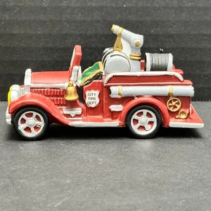 Camion dei Pompieri Heritage Village "City Fire Dept" del Dipartimento 56 - Foto 1 di 6