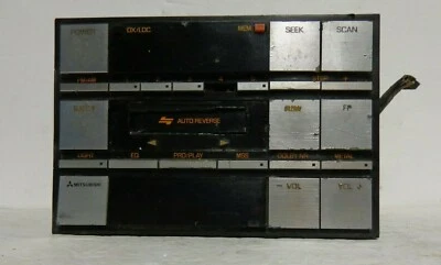 Radio Mitsubishi Starion Dodge Conquest AM/FM Cassette estéreo RX-395Y 1982-1986 Foto 1 de 4