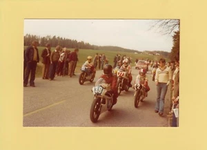 1) Foto 1979 Bergrennen Landshaag – St. Martin OÖ. – Motorräder Zuschauer - Bild 1 von 2