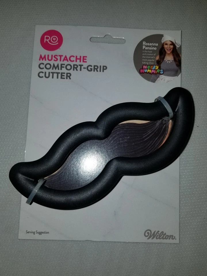 Wilton RO Bigote Confort Grip Cortador Nerdy Nummies Rosanna Pansino Gran Tamaño Foto 1 de 2