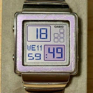 Casio Futurist LA-2000D Vintage Women's Digital Watch 2998 Mod Purple LA2000 - Picture 1 of 10