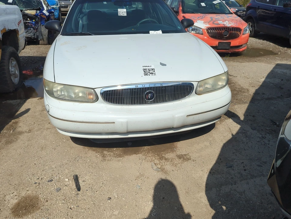 1997 - 2002 年别克 Century 前格栅保险杠不包括 VQMLH — 第 1/1 张图片