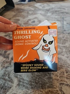 Vintage Halloween Thrilling Ghost Sound Activated Lights Sound Doesn't Shake  - Picture 1 of 2