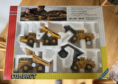 Joal Compact Die Cast Metal Clearage and Road Brigade 1:50 Scale - Image 1 of 4