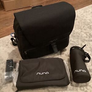 NUNA Convertible Diaper Bag / Backpack in Caviar (Black) RETAIL $230 New!