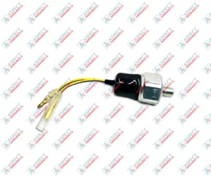 Isuzu Genuine Oil Pressure Switch 3LB1 3LD1 3KR1 4BG1 4JB1 4LE1 6BG1 5824100362 - Bild 1 von 3