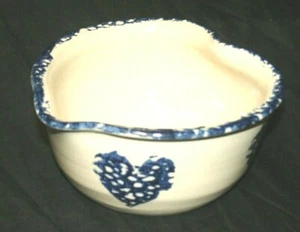  Marshall Clay Pottery : Spongeware Heart Shaped Bowl. Vintage. Tommy Humphries. - Picture 1 of 6