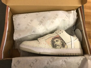 2020 KITO WARES MEN'S SIZE 9 PASSION OF THE CHRIST SB DUNK LOW CUSTOM DEADSTOCK - Picture 1 of 10