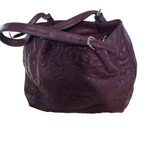 Shoulder Bag Purse Maroon Quilted Floral Geometric Pattern 7 Pocket 2 Zip - Picture 1 of 8