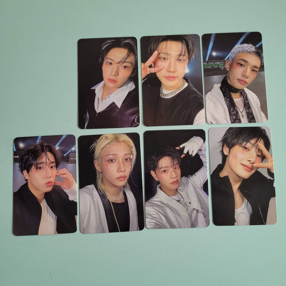 KPOP IDOL Stray Kids - Karma Album Photocard: Karma Limited (member choice)