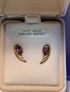 NEU~14k Gelbgold~**ECHTE GRANAT WIRBEL OHRSTECKER**~oval geformt~VERPACKT - Bild 1 von 6