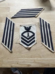 VTG WWII U.S. NAVY PATCHES Lot Of 4 Used  - Picture 1 of 16