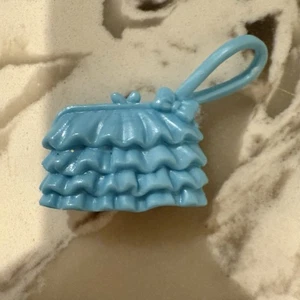 Barbie doll Fashionistas blue ruffled purse handbag E5 - Picture 1 of 2