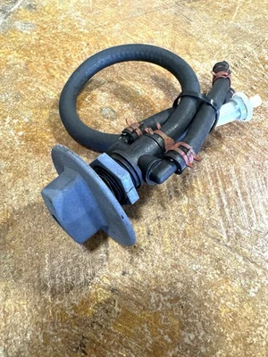 Polaris Explorer Express Scrambler 300 400 1997-2003 OEM 3 vías combustible Petcock  Foto 1 de 2