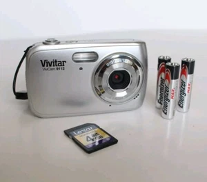 📸 GREAT COND. Vivitar ViviCam 9112 9.1 MP Silver Digital Camera - Picture 1 of 13