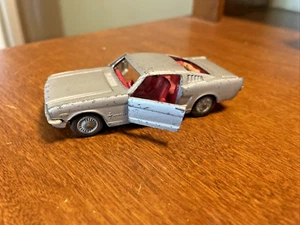 Vintage Corgi Toys Ford Mustang Silver Fastback 2+2 Made In GT Britain - Picture 1 of 8