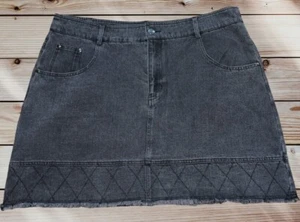Gray Denim Jean Skirt "Versona" Women’s Size XL Frayed Hem Pockets Cotton Knee - Picture 1 of 6