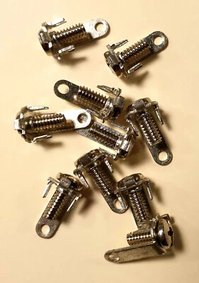 Lot de 10 bornes à vis Keystone 1215 - Image 1 of 2