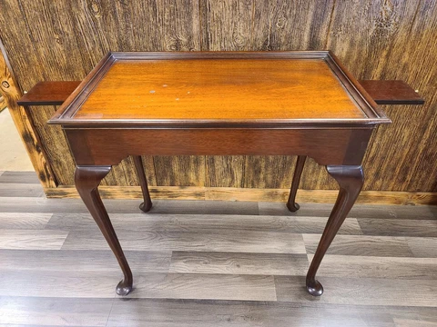 Vintage Kindel Queen Anne Style Mahogany Tea Table Cover