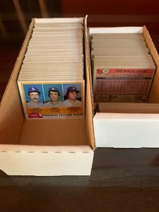 1981 Topps Cards #501 bis #726 - PICK ANY - UPDATED 07/11/24 - Bild 1 von 194