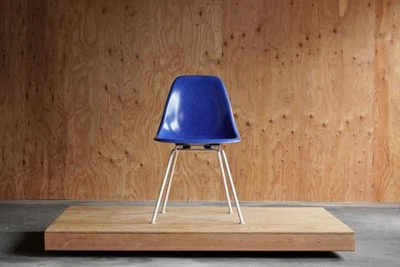 Eames Fiberglass Side Chair Blue DSX Authentic - Image 1 of 4