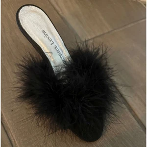 NEU JACQUES LEVINE FEDERN KITTEN HEELS PANTOLETTEN GRÖSSE 6 - Bild 1 von 5