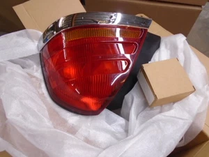 GENUINE FORD OEM TAIL LAMP ASSEMBLY 1W7Z13404AA - Picture 1 of 6