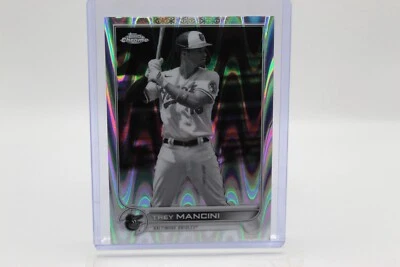 2022 Trey Mancini Topps Chrome Sonic Black & White RayWave #72 - Orioles - Image 1 of 2