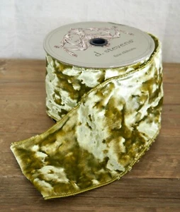 Chartreuse Green Crushed Velvet Wire Edge 4" x 10 yds D Stevens Holiday Ribbon - Picture 1 of 3