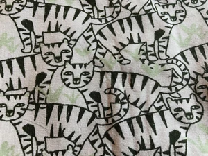 80/160 cm, Stoffrest, Jersey, Tiger, natur-schwarz-mint - Bild 1 von 2