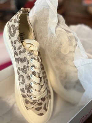 NIB Women's Corkys Sneaker Tennis Shoe TAKE THE LEAD Tan Sparkle Leopard Size 9 - Image 1 of 4