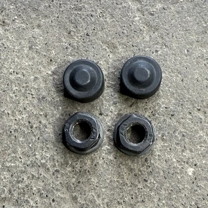 BMW E90/E92 Windshield Wiper Arm Nuts w/ Washers & Caps 2 OEM 06-13’ 52108119867 - Bild 1 von 1