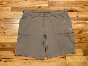 Flexpedition Duluth Trading Cargo Stretch Tan Brown Relaxed Shorts Mens 44 x 10 - Picture 1 of 12