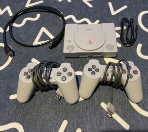Sony PlayStation Classic Mini Console - 2X CONTROLLERS - HDMI
