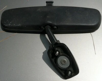 Espelho retrovisor Ford - Festiva com ferragens de montagem e acabamento - Imagem 1 de 2